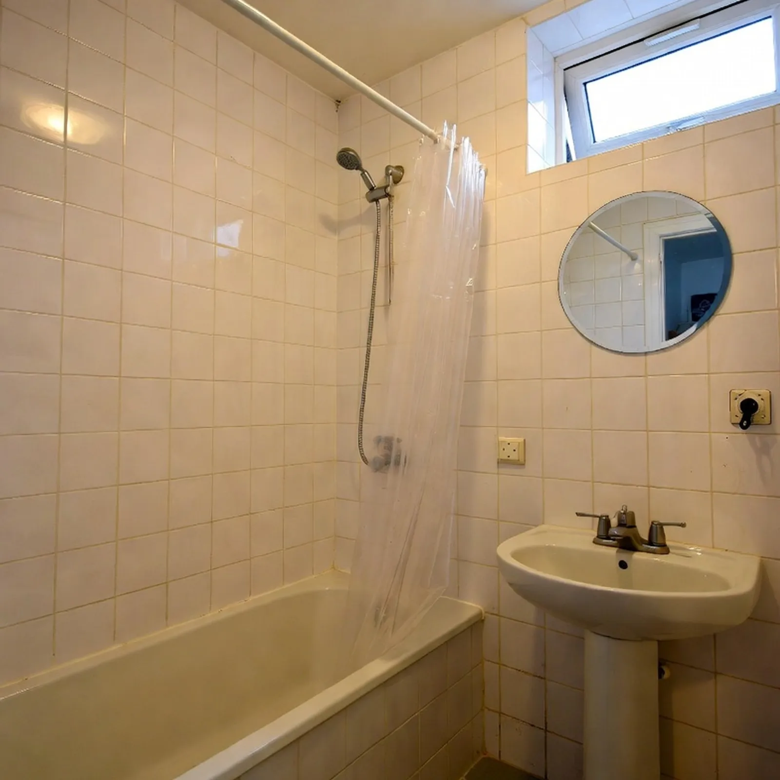 Room in Dublin 1, Dublin - Image 3