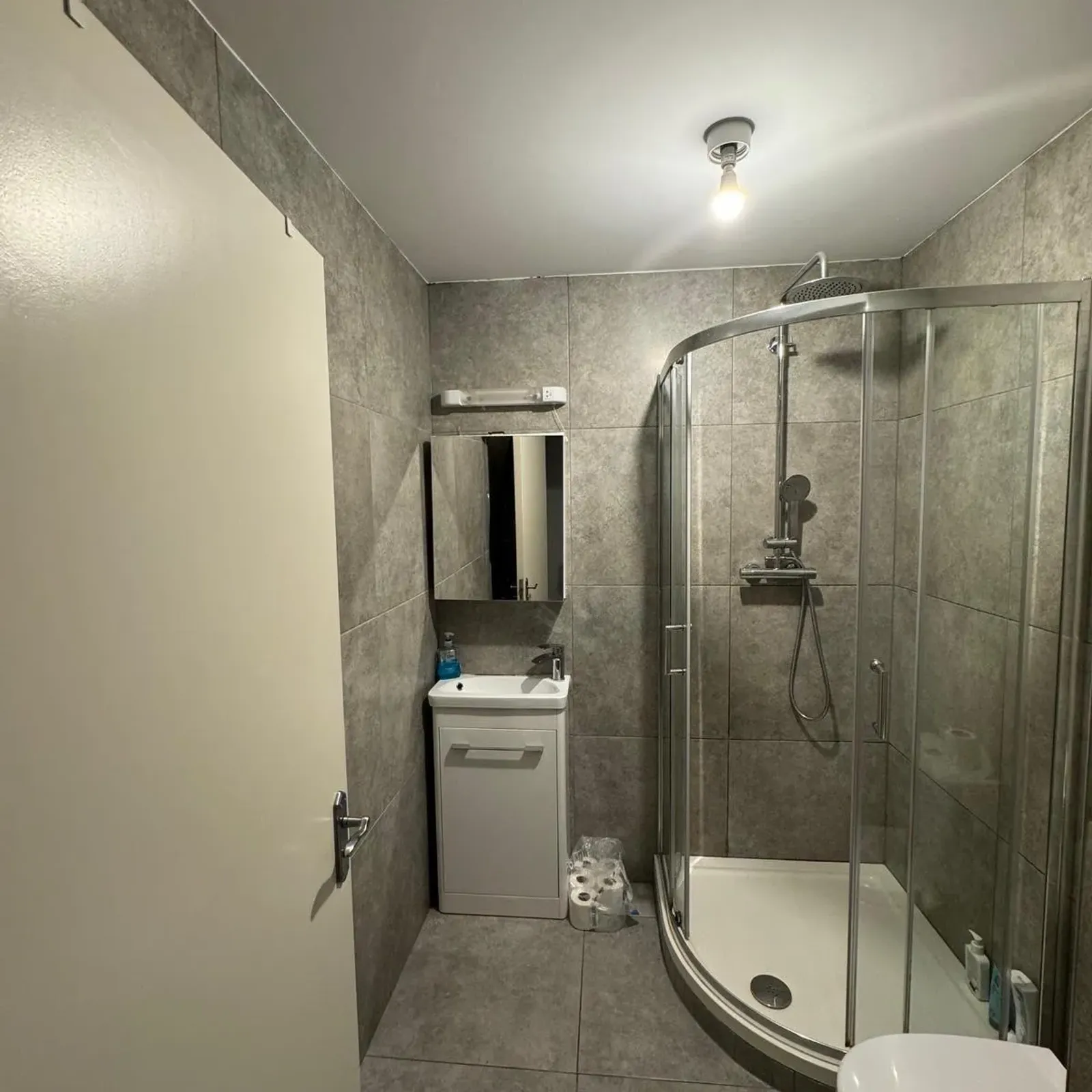 Room in Dublin 6, Dublin - Image 3