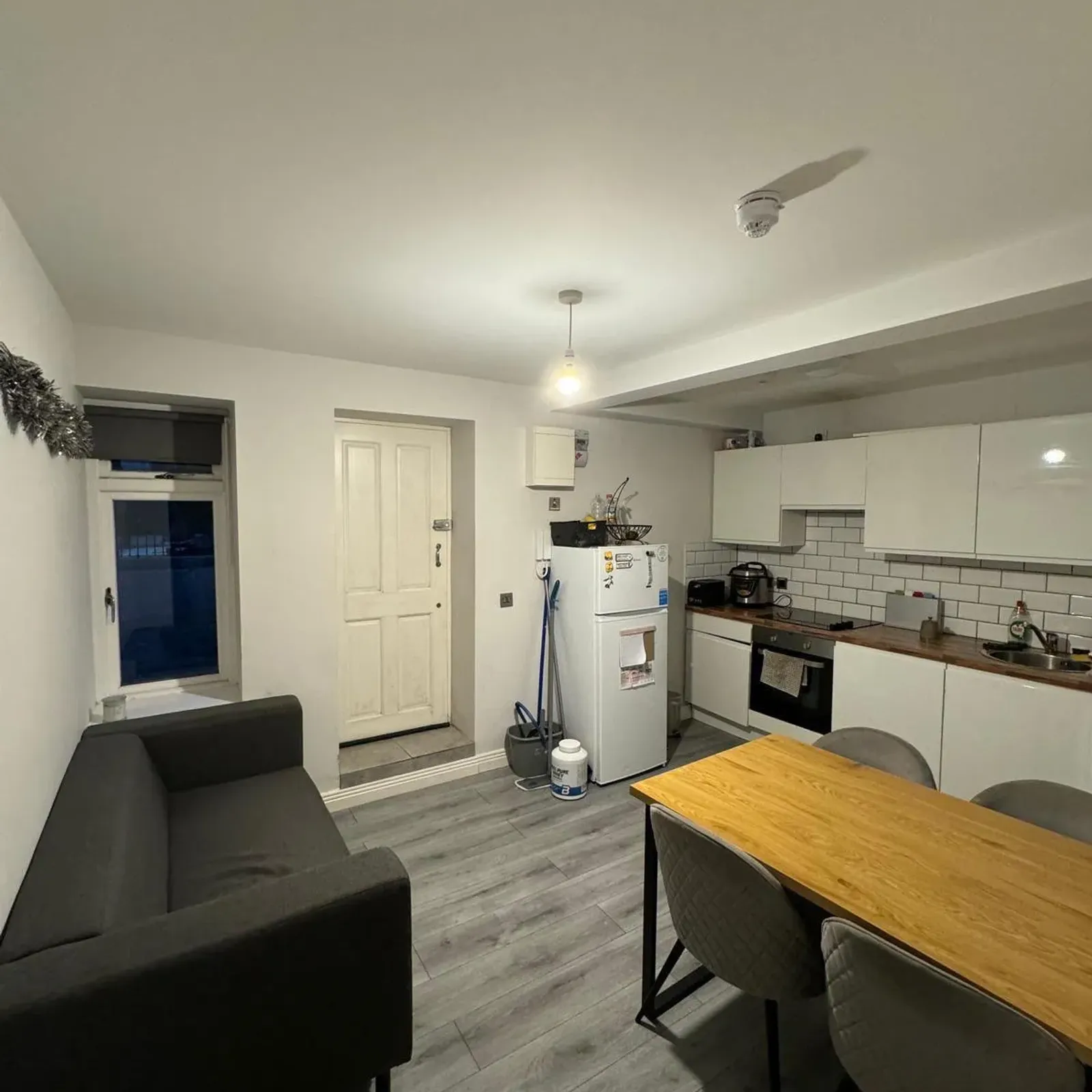 Room in Dublin 6, Dublin - Image 1